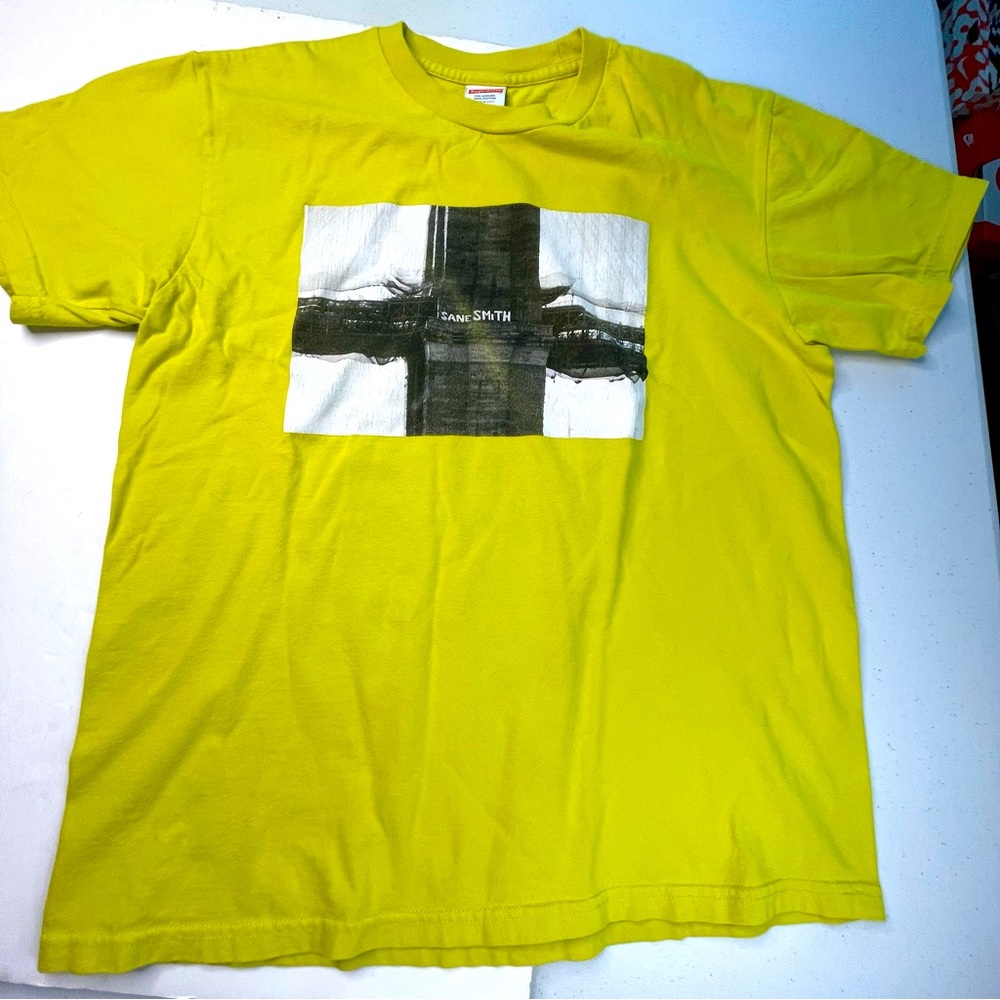 Supreme Yellow Color Mens Medium Size Bridges Smith Tee Shirt